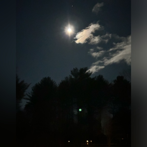 Meet your Posher, Bekah - Picture 4 of 9